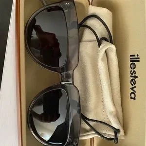 Illesteva | Accessories | Illesteva Bianca Sunglasses Brand 